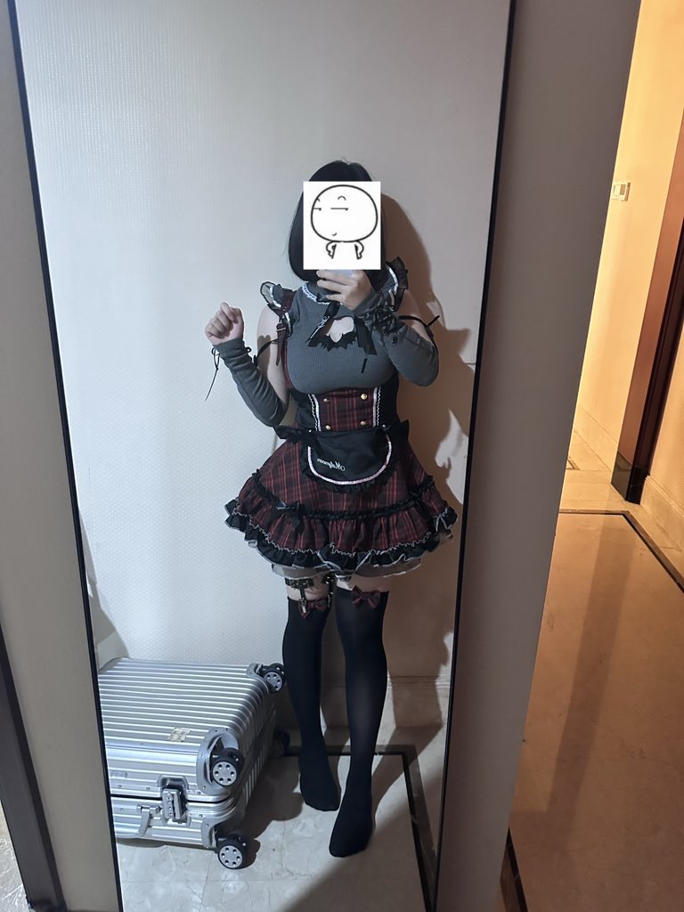 初代小猫 tweet media