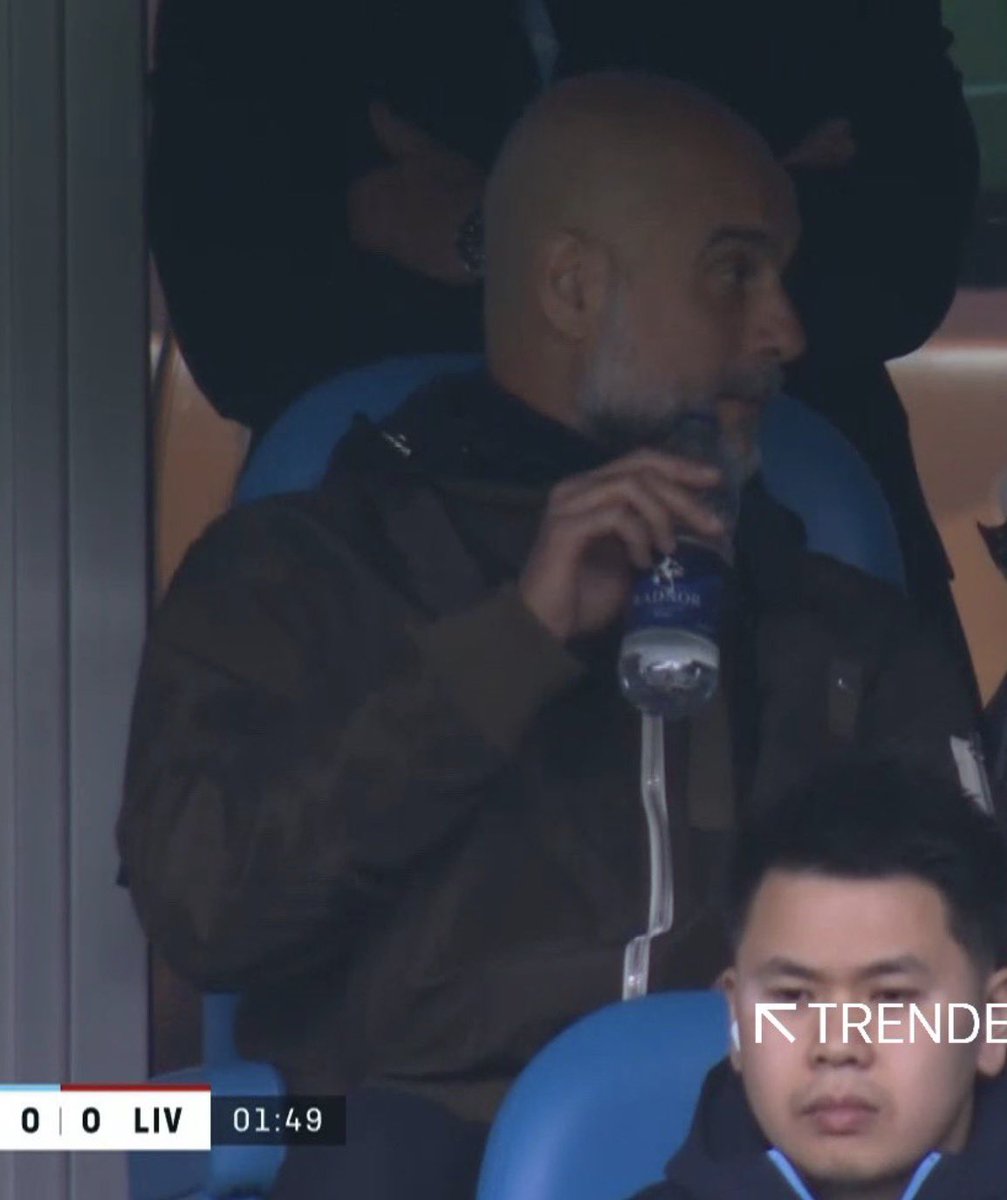 🚨🚨🚨بيب غوارديولا يشاهد المباراة من المدرجات.