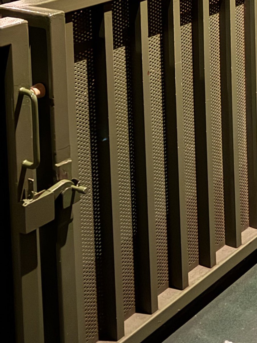 水(みず) tweet media