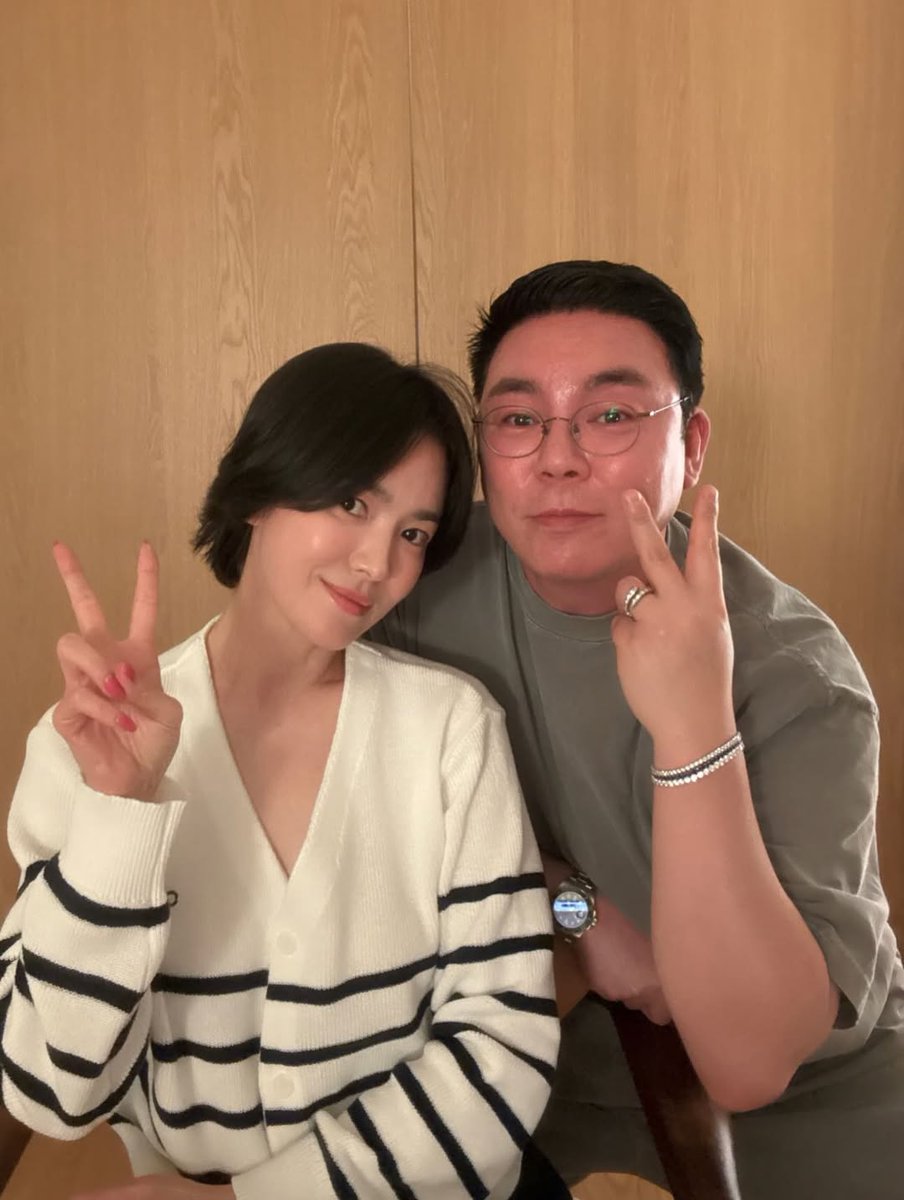 _farah87's tweet photo. Raymond Chae's IG update
"My lovely younger sister who prepares a birthday meal for me!!! Let's stay happy together like this forever."

#SongHyeKyo https://t.co/5rQZTFh5R9