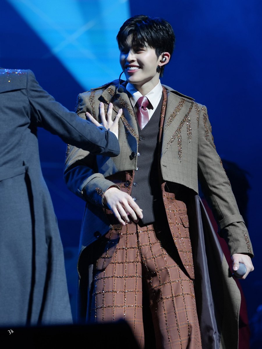 3k（3000） tweet media