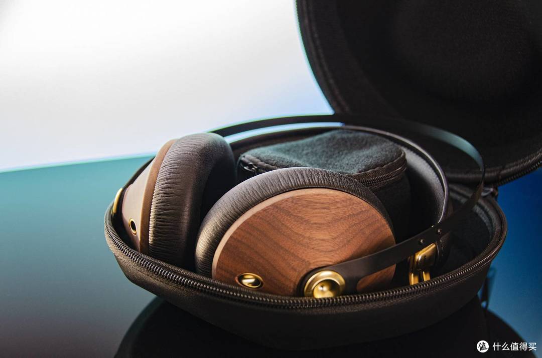 rachcrislip's tweet photo. Dive into a new soundscape—each beat wraps around you, every melody tells a story. Turn up the volume, let the music move you. What’s your current vibe #MusicMoments #SoundJourney https://t.co/1rkfO6U4Ah
