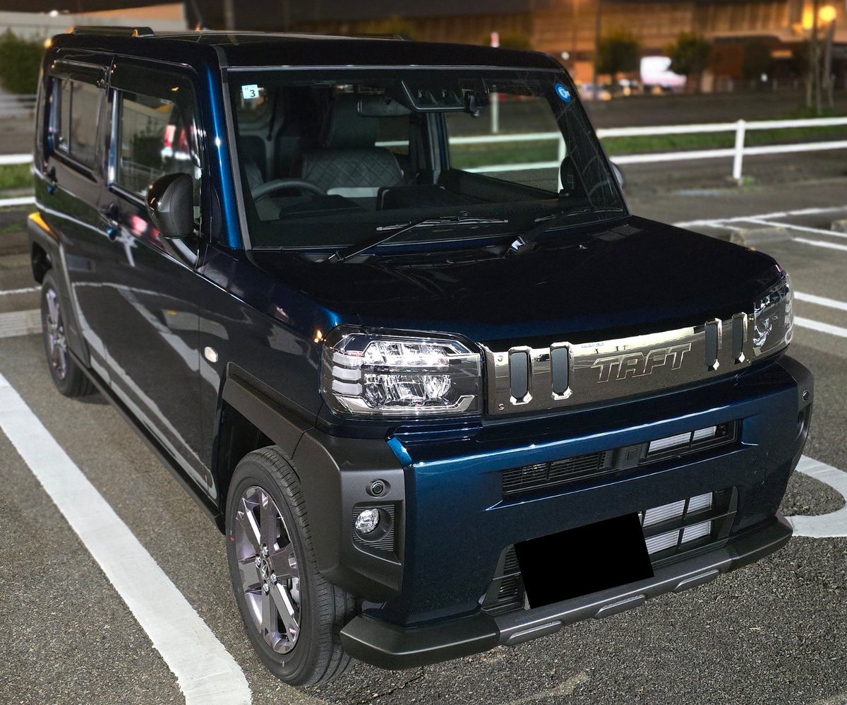 Lingtosite_490's tweet image. 新車のタフトが納車された～‼️🚙

『レーザーブルー』かっこいい‼️🥳

#TAFT 
#タフト #ダイハツタフト