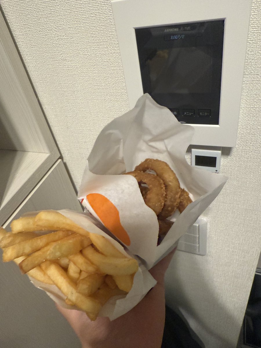 配達ニキ tweet media