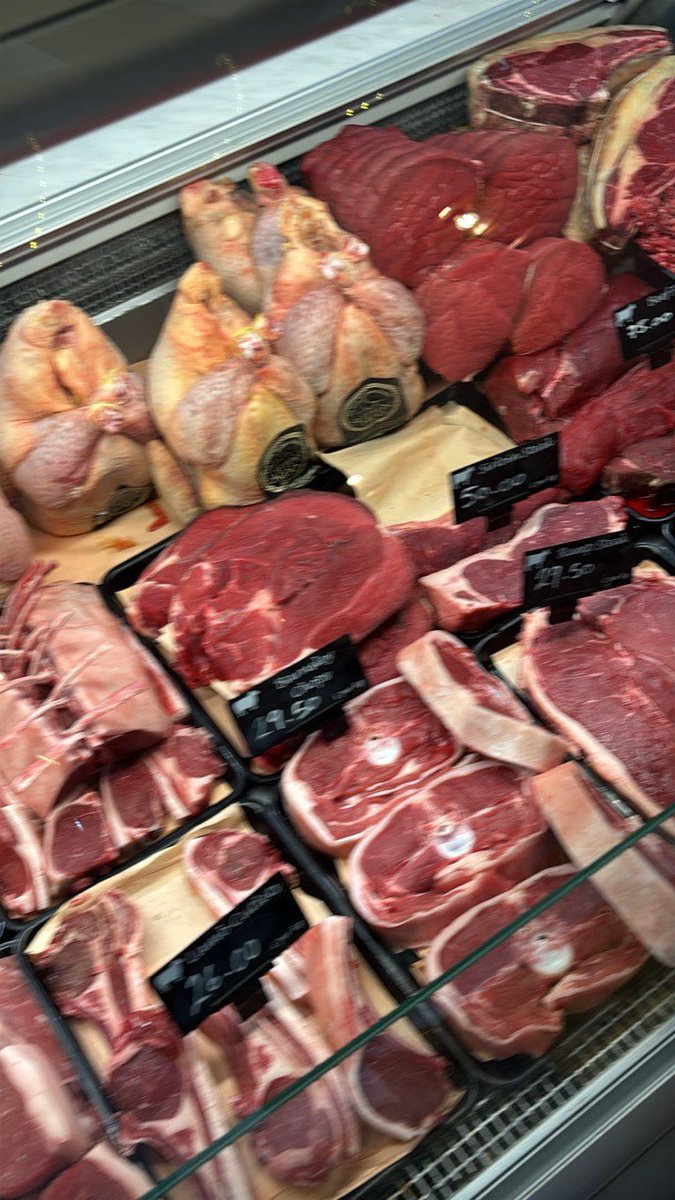 Nairn David tweet media