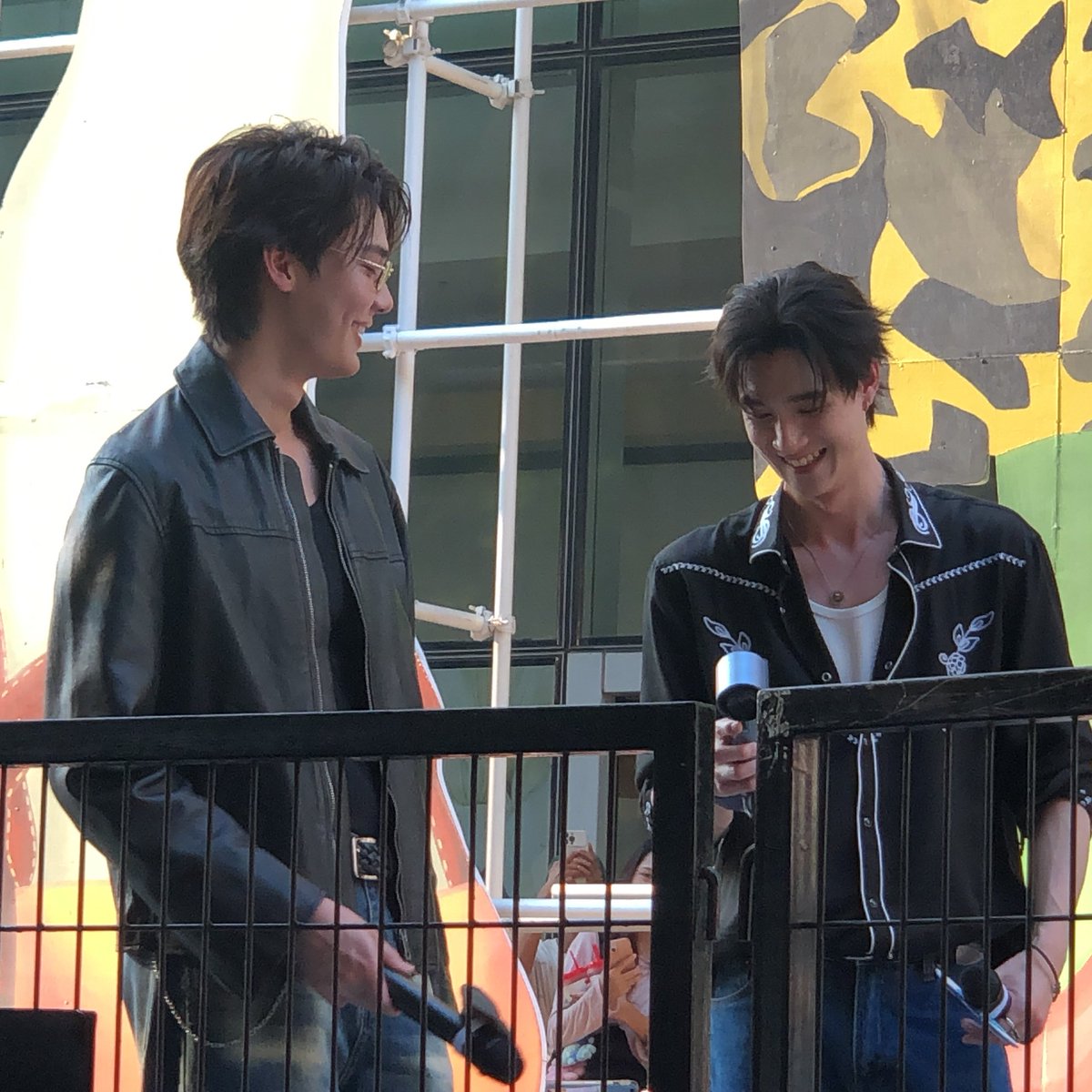 merrymeow tweet media