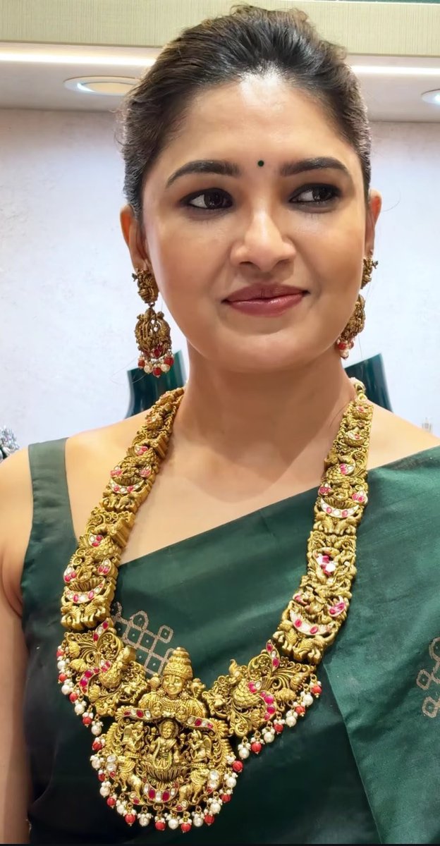 Actress Hub tweet media