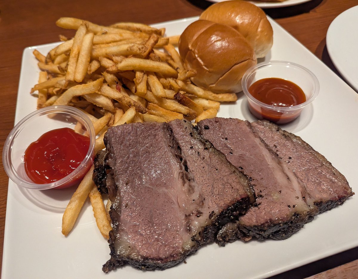 ふりすしあん tweet media