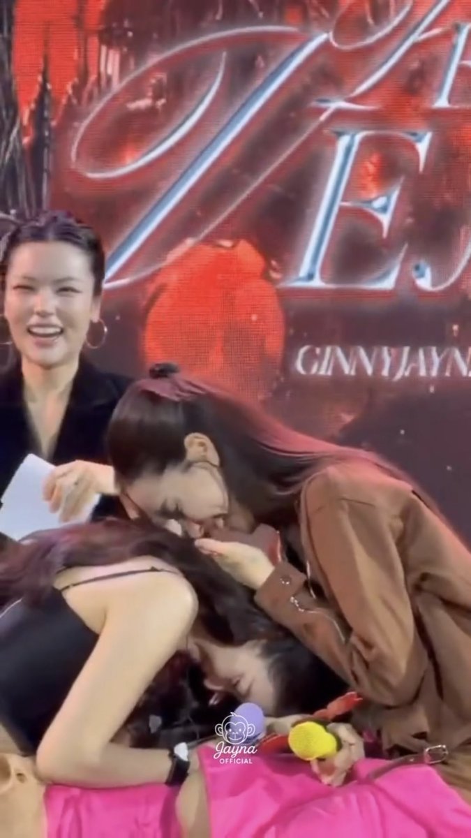 oooooooooomu tweet media