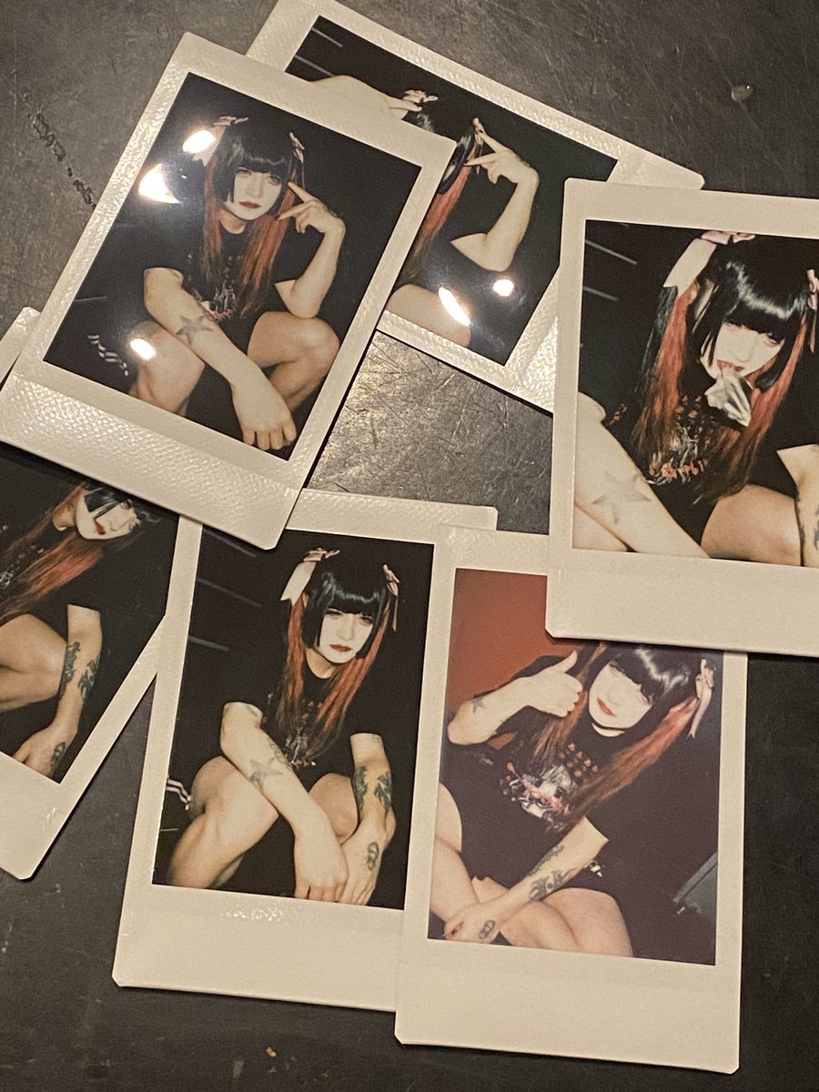 鮮血A子ちゃん 墓荒らしあさひ tweet media