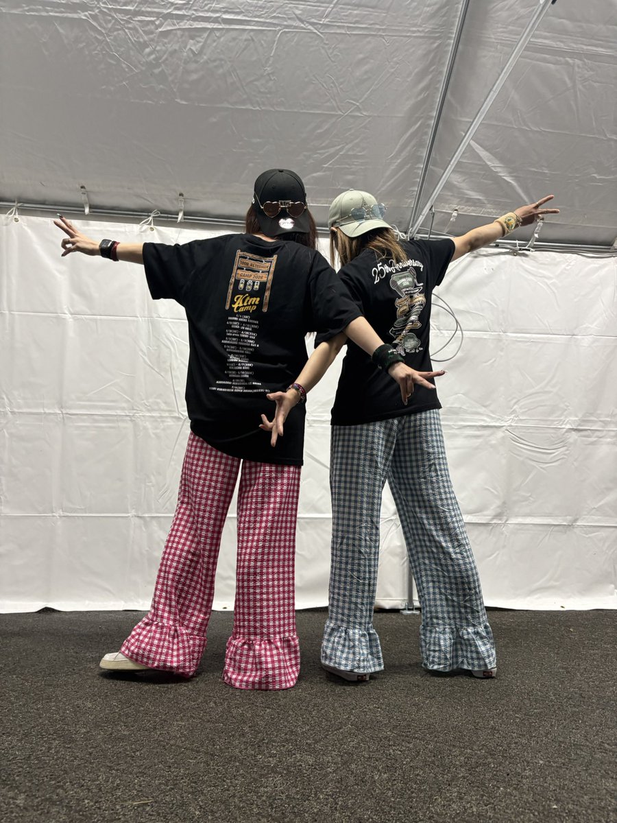 703♡:* tweet media