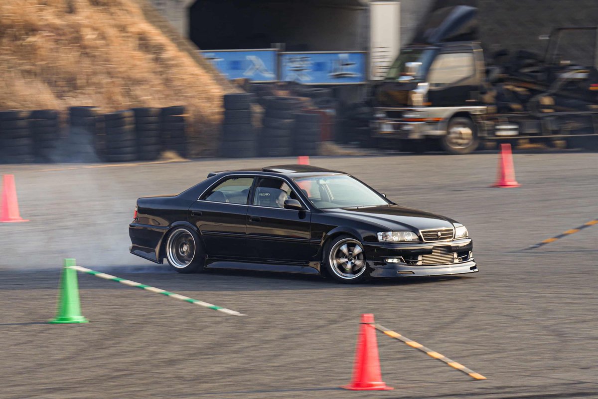 あいき tweet media