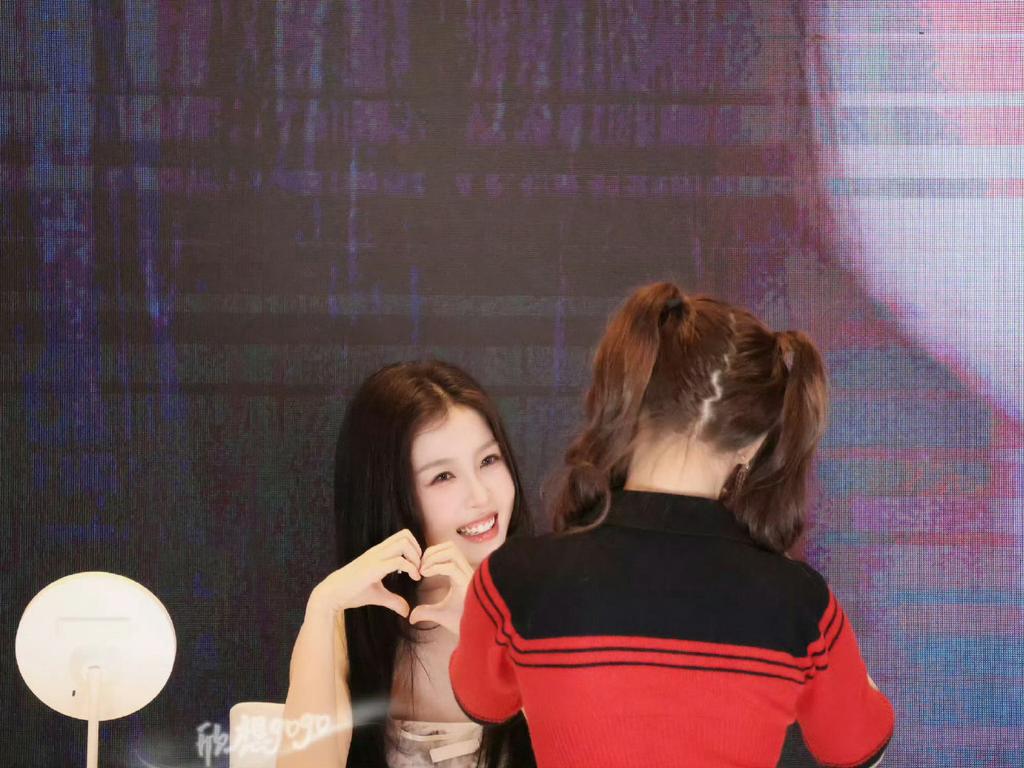 𝒵𝒂𝒂. tweet media