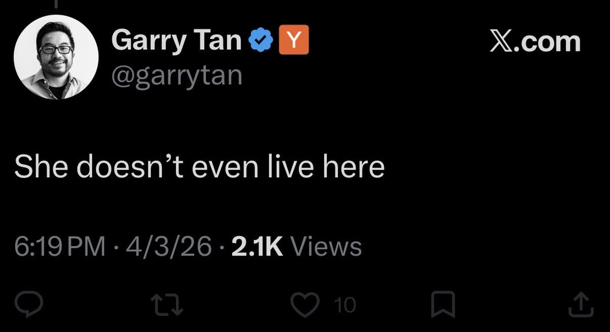 Emily Mills tweet media