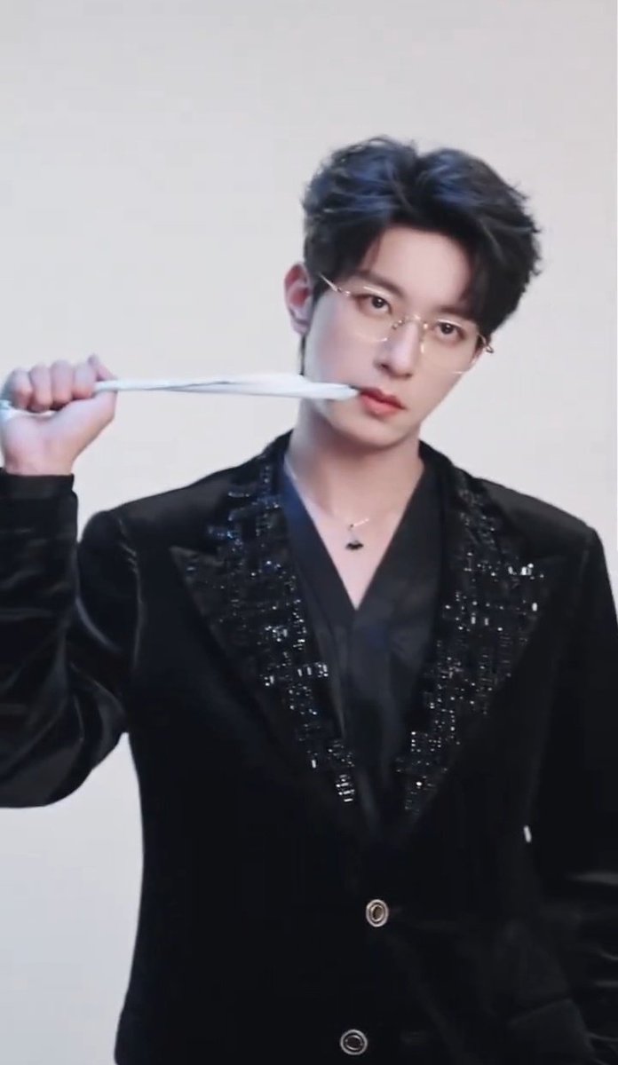 Naylin:^⁠.^🐰🐺 tweet media