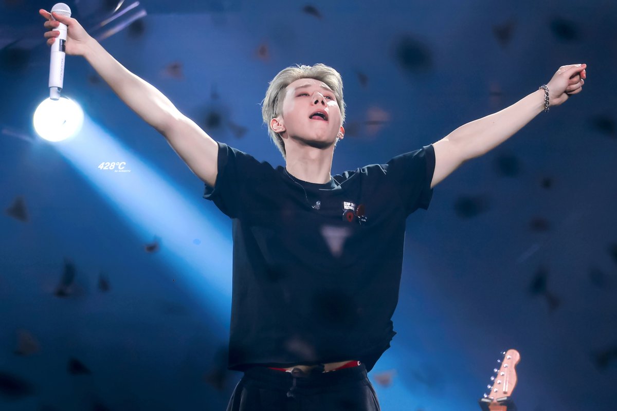 𝟒𝟐𝟖°𝐂 tweet media