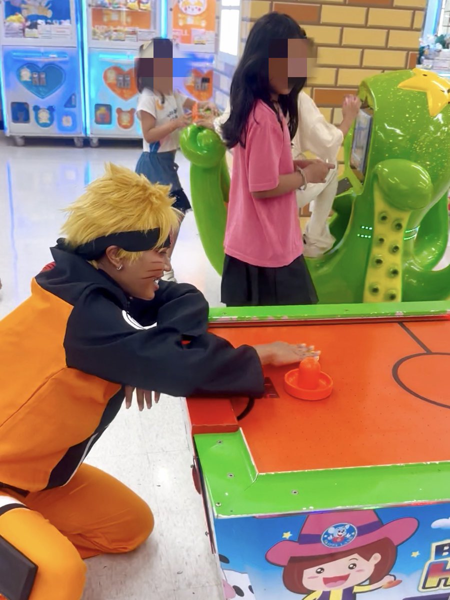 KesToraoCosplay's tweet photo. วันนี้
มาทำงาน ❌
มาแย่งของเล่นเด็ก ✅
#MLBB #MLBBxNARUTO
#GOLDSONGKRAN https://t.co/YiBQgxQEEF