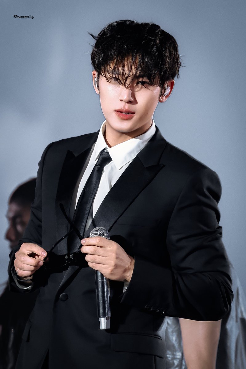 Mingyuying0406's tweet photo. 260404 SEVENTEEN WORLD TOUR [NEW_] ENCORE

#세븐틴 #SEVENTEEN 
#민규 #MINGYU #ミンギュ
@pledis_17 https://t.co/1xFs6KiGHd