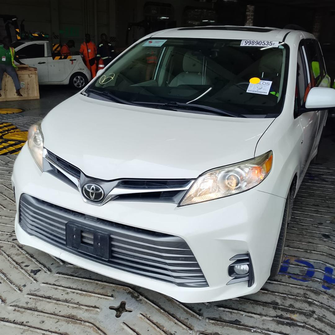 #ImranRoofing & Properties🏠 tweet media