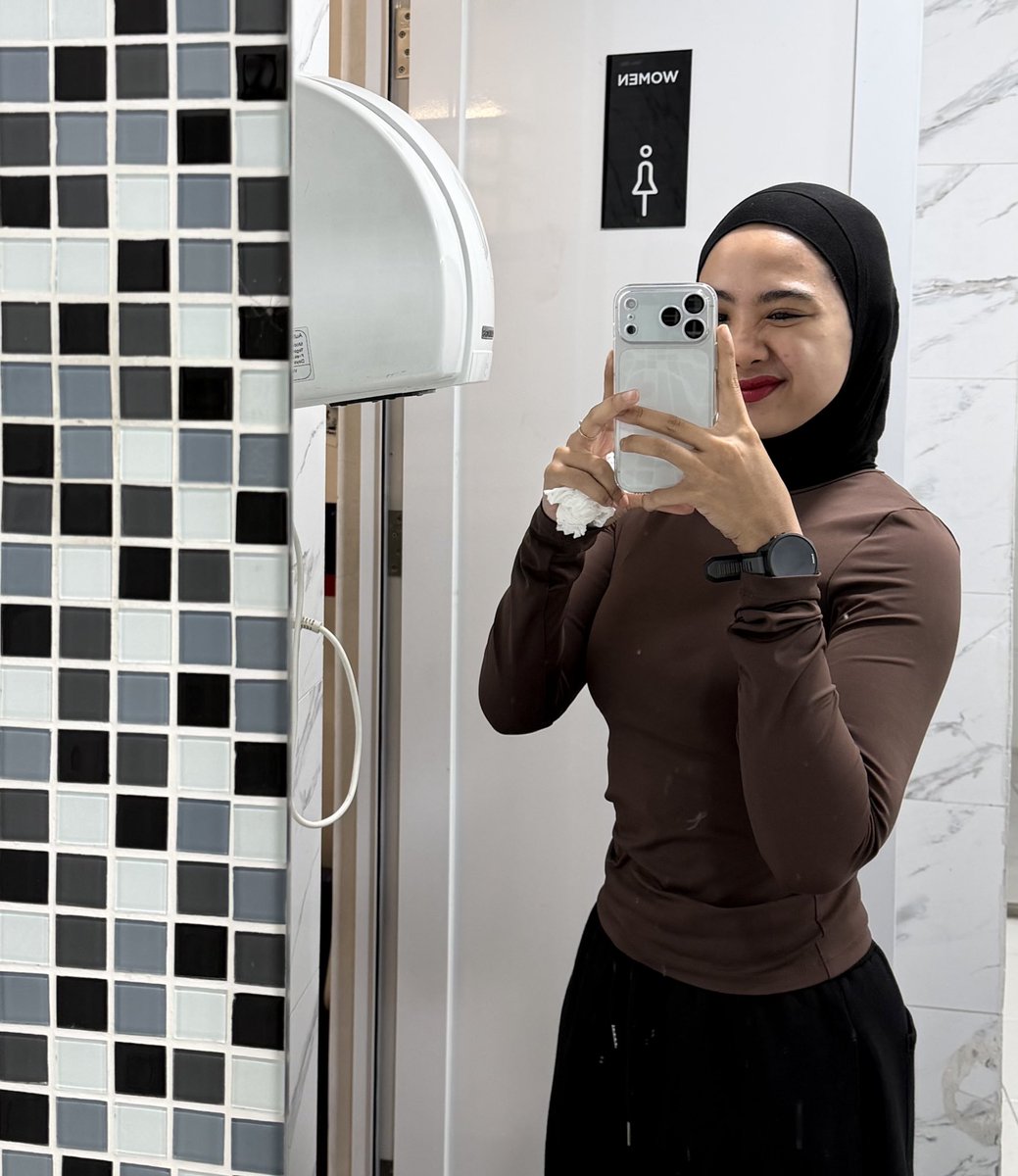 afinasyif tweet media