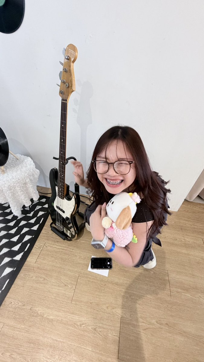 นนน tweet media