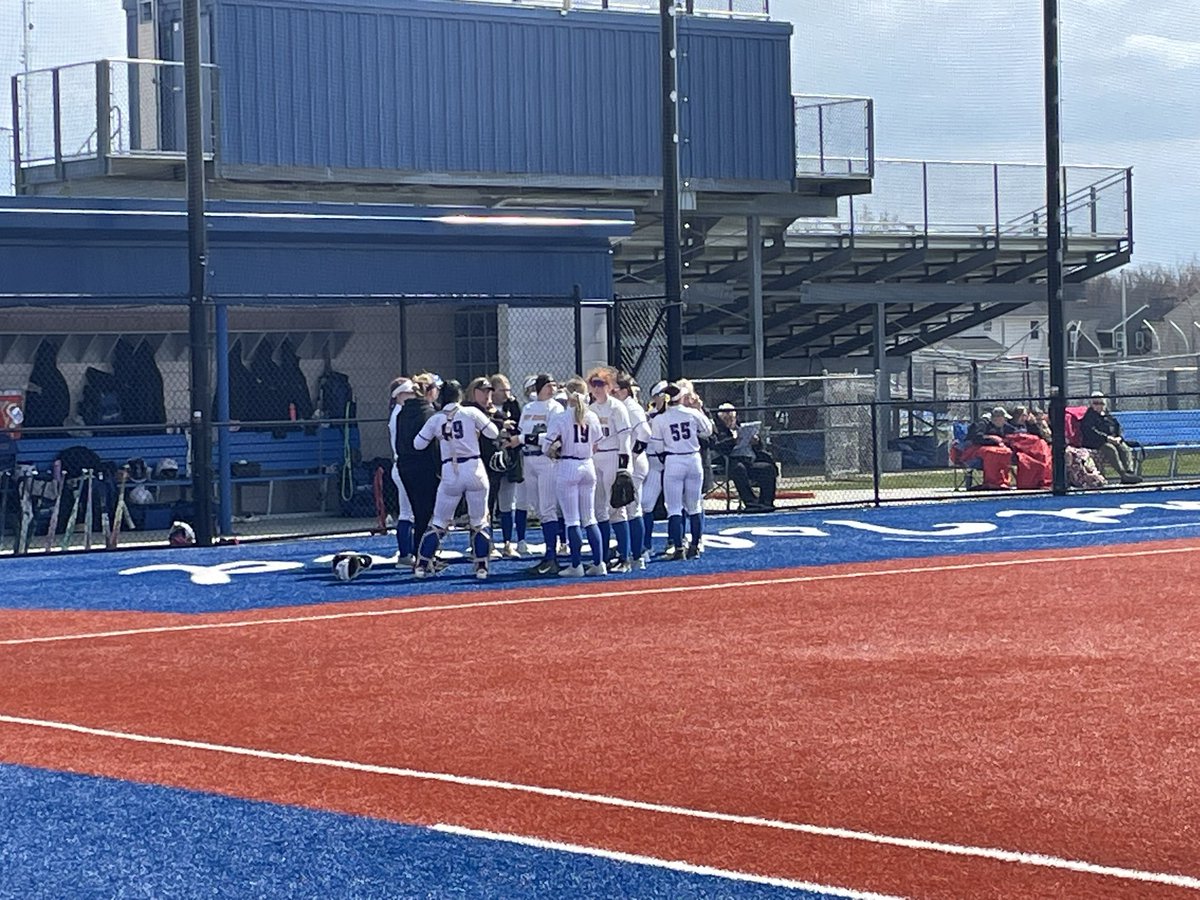 It’s a “Sunshine Day” in Grand Island for #RollWolves 🥎 home opener against SUNY Adirondack!

<a href="/SUNYNiagara/">SUNY Niagara</a> <a href="/SUNYNiagaraSB/">SUNYNiagaraSB</a> <a href="/NJCAAReg3/">NJCAA REGION 3</a> <a href="/JennaKoch716/">Jenna Koch</a> <a href="/GNN_Sports_/">Greater Niagara Sports</a> <a href="/WNYTomPrince/">Tom Prince</a> <a href="/GrandIslandViks/">The Grand Island Vikings</a>