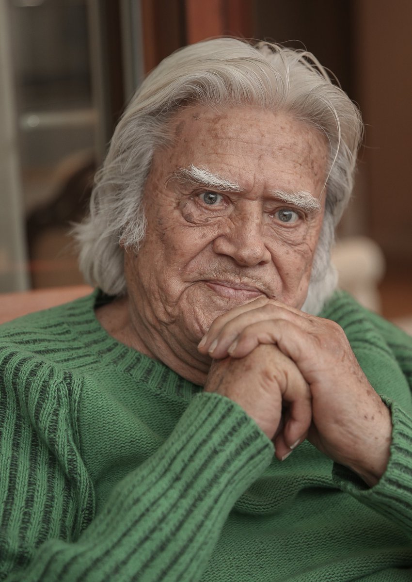 Cüneyt Arkın tweet media