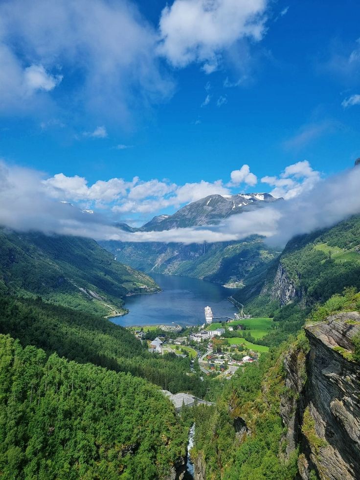 Walking Warrior tweet media