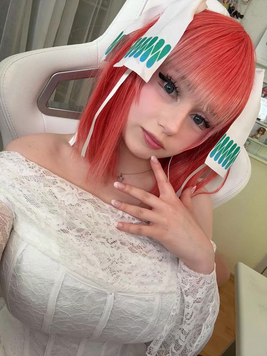 Mina 🪷 twitch.tv/upminaa tweet media