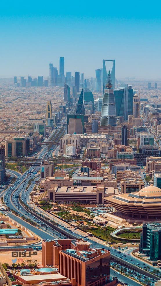 ومن يلوم القلب في حُبك 
يا #الرياض