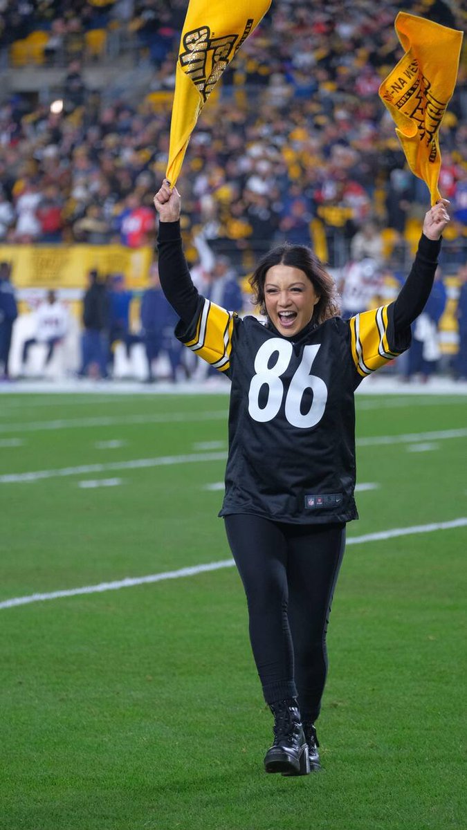 185 days for Ming-Na's cookbook #HaveYouEatenYet. 👩🏻‍🍳💖