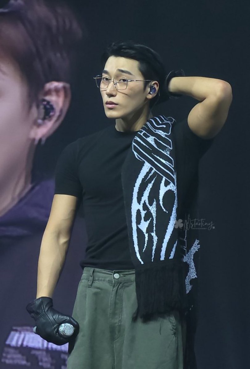 𝘳𝘦𝘯` tweet media