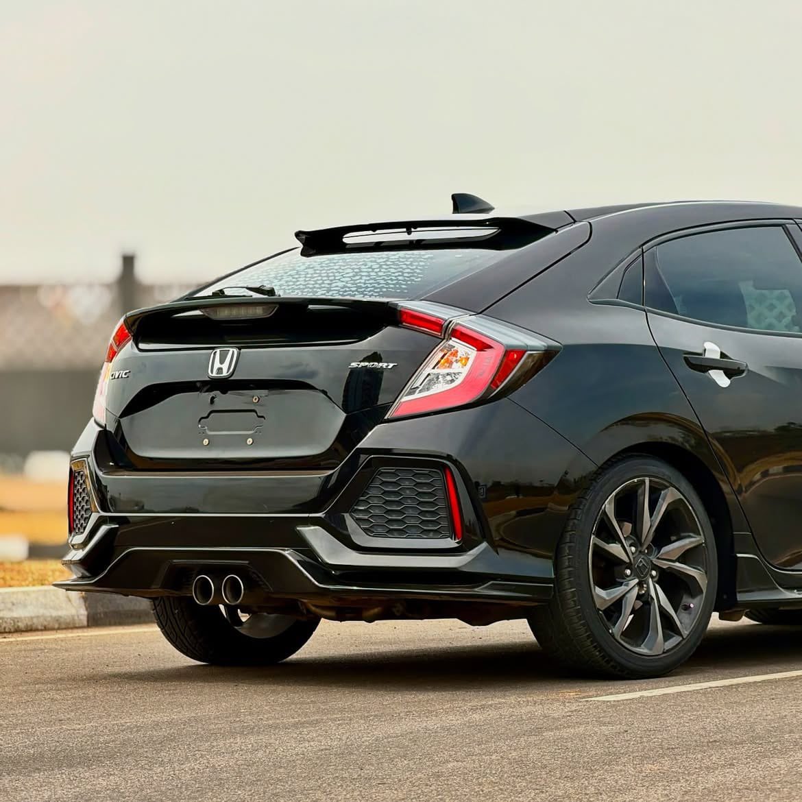 Onyitex Autos tweet media