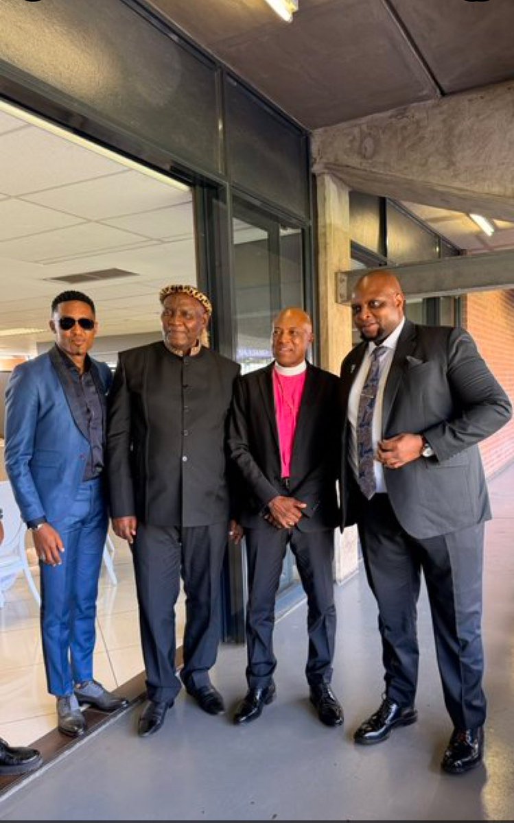 Jeff Ngobeni tweet media