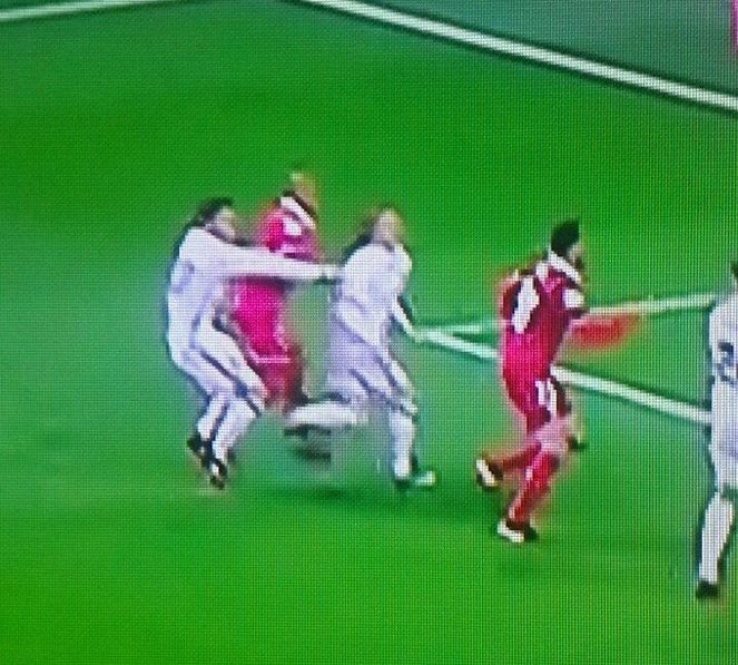 Thutthankhabrom tweet media