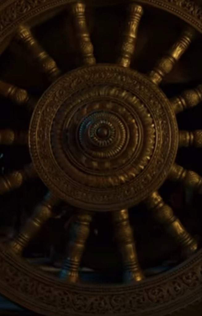 sharanster's tweet photo. The rath in the teaser features 14 spokes on its wheel…a subtle yet powerful symbol representing the 14 years of vanvaas that Lord Rama, Maa Sita, and Lakshman are destined to undertake.
#Ramayana https://t.co/ZtbvUlHbt5