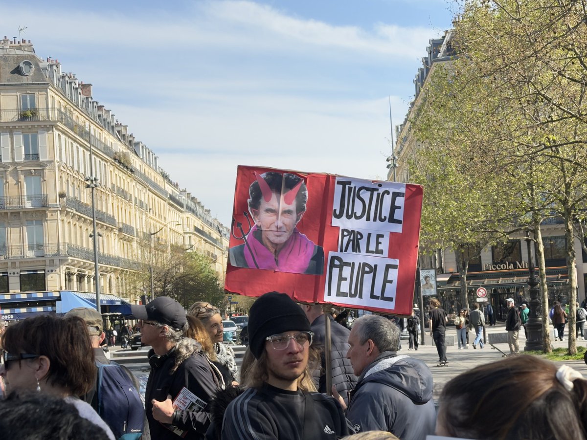 Ruche Paris Médias tweet media