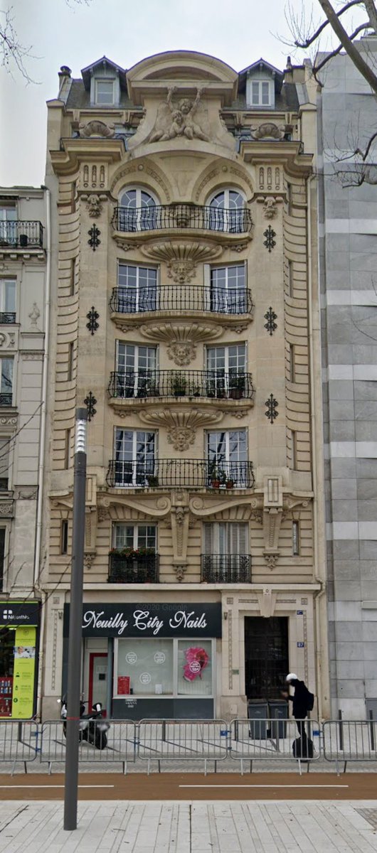 Traditional Architect Birthdays tweet media