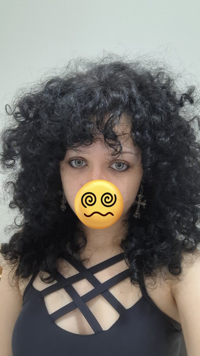 condessa urubua tweet media