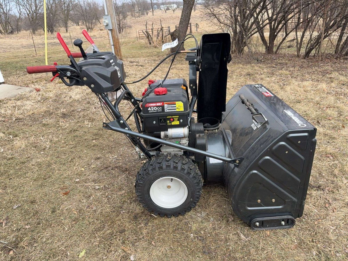 HM Auction Group tweet media