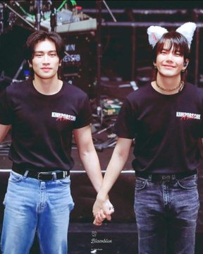 ForBandBB🖤💙🫧 tweet media