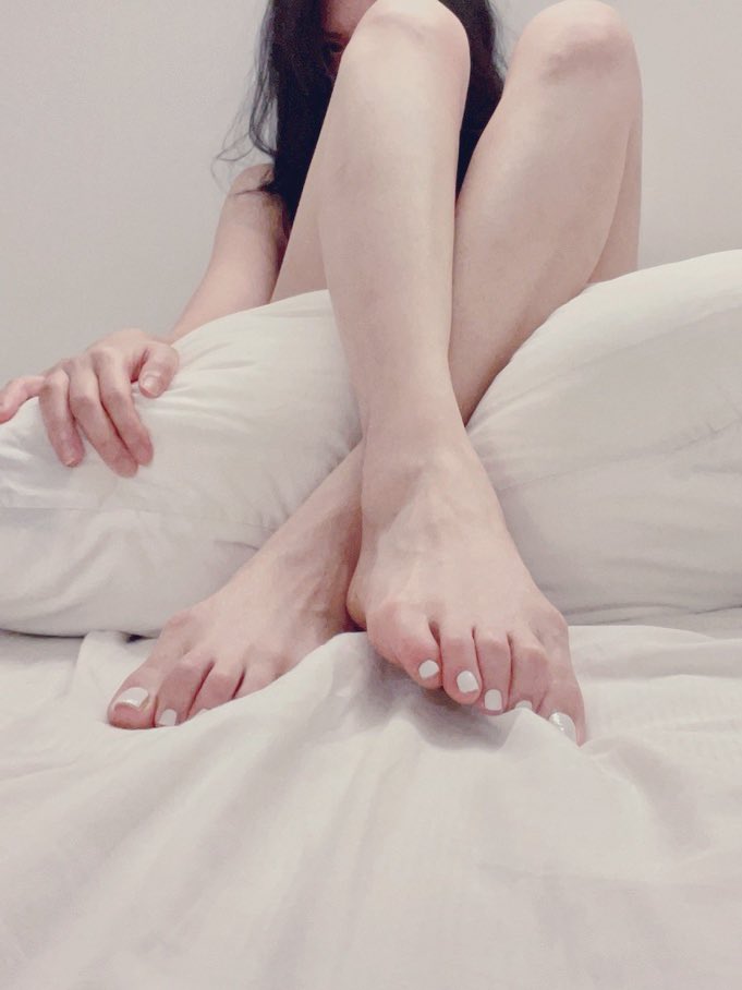 易侣而眠 tweet media