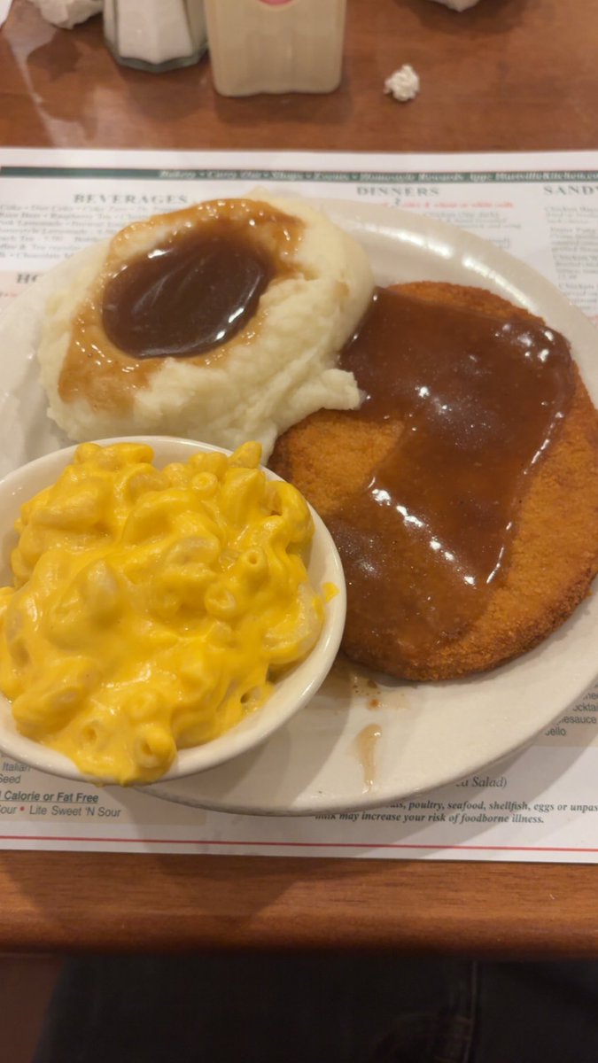 SlipSmokes tweet media