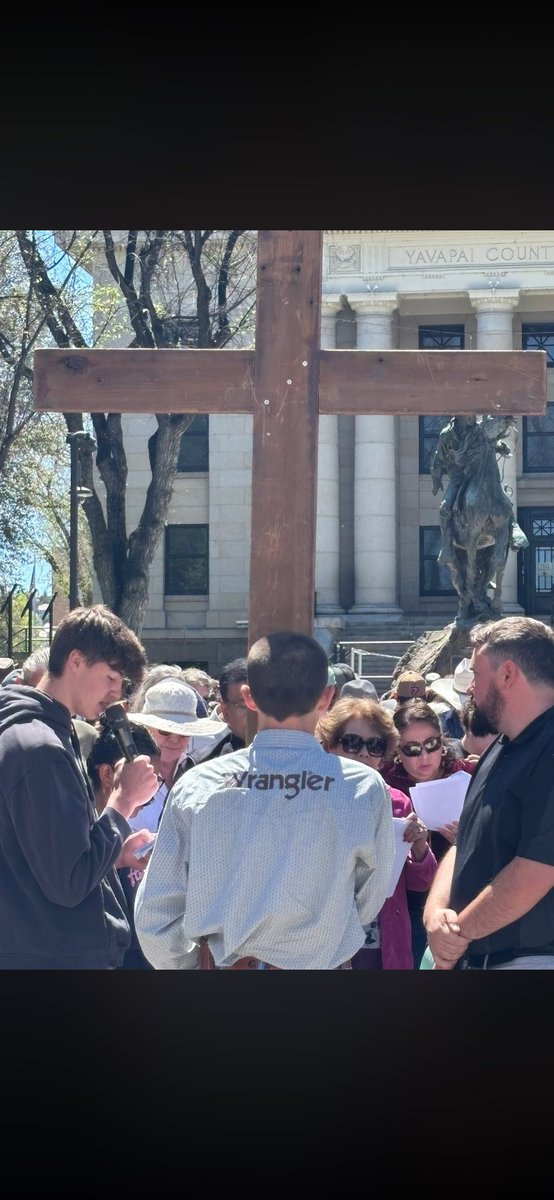 56andfabulous's tweet image. Good Friday stations of the Cross. #Prescott #GoodFriday #StationsOfTheCross