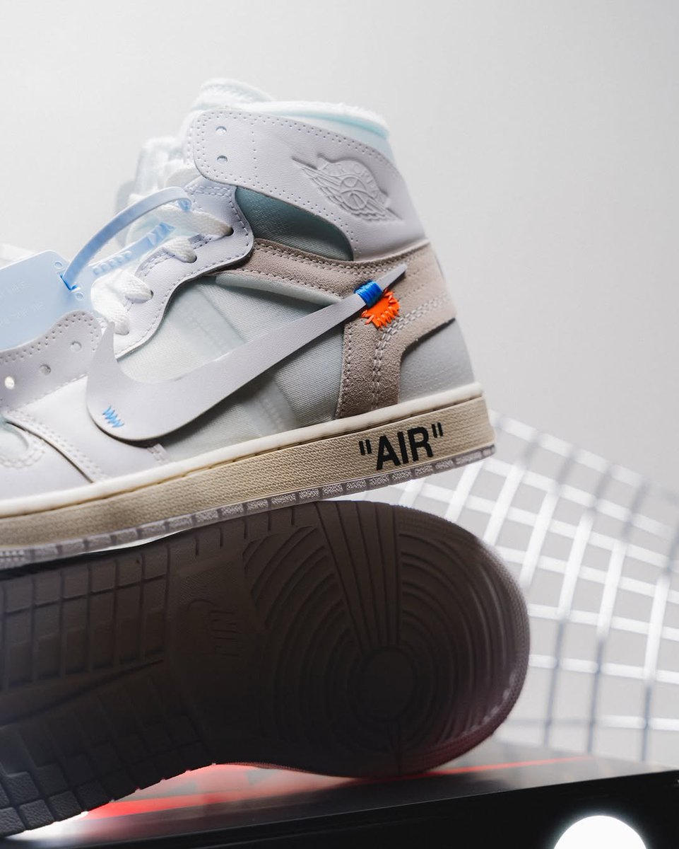 JustFreshKicks tweet media