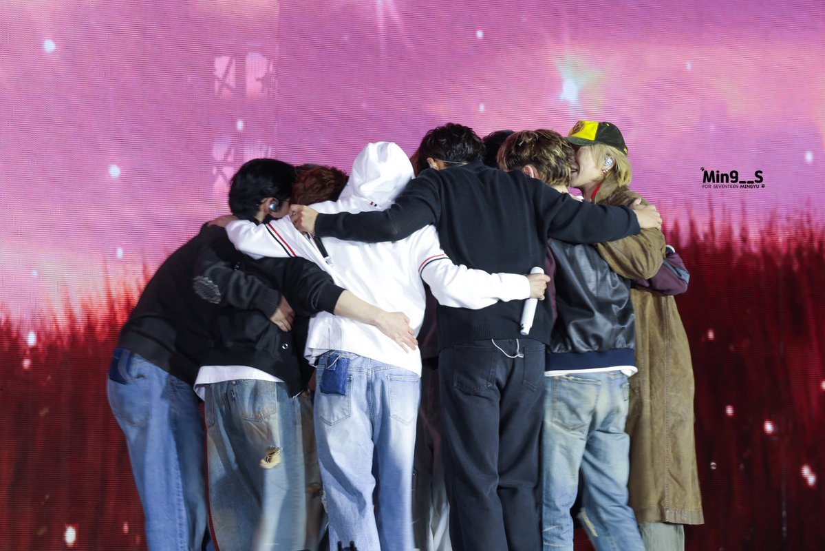 김먕규 tweet media