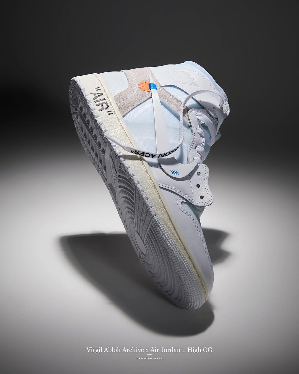 JustFreshKicks tweet media