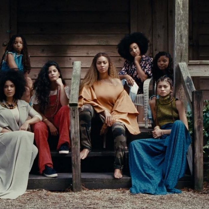 I was SHOCKED when Emma confessed to being on the lightskin porch, idk if I could stay with her #thedrama