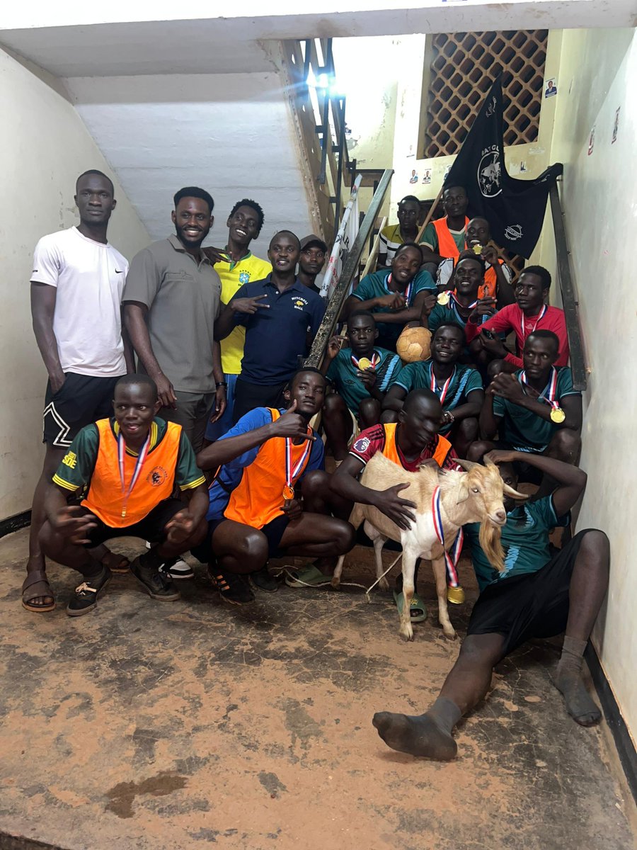 Mitchell Hall tweet media