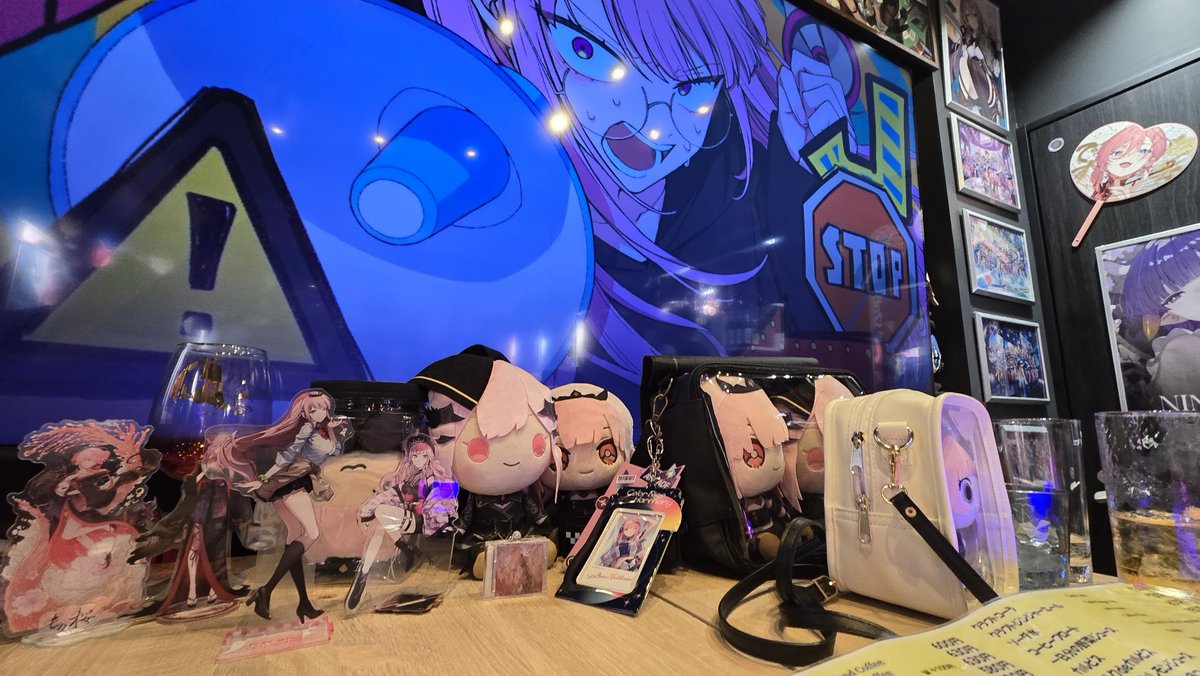 Newbhope's tweet image. Was super glad to watch Calli's birthday live with other deadbeats today! Thank you to everyone that chatted with me

@ryu_dead_beat と#CafePON 本当にありがとうございました。次の会楽しみ！

#UNCUTROCK